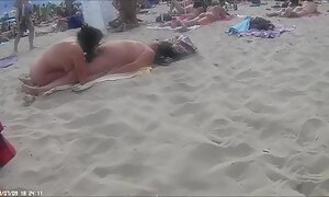 سه ﻿فیلم سوپر پورن سیاه و سفید سفت و گسترده بر روی یک دخترک شکننده