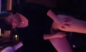 پیک نیک خیلی زود پورنو کلیپ به یک عیاشی مداوم تبدیل شد