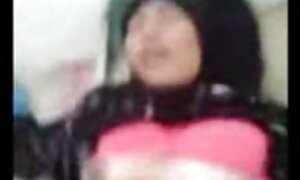 واژن زرق دانلود فیلم پورن از تلگرام و برق دار برای یک ستاره پورنو بالغ که از نوازش در حمام فوم لذت می برد