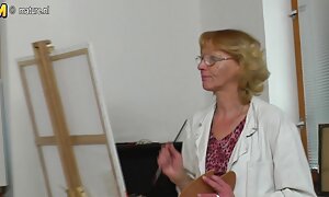 دانش آموز مدرسه عکس سکسی پورن استار با افشای عشق به معلم عشق می ورزد